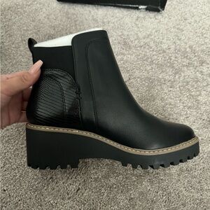 NWT Dolce Vita Boots